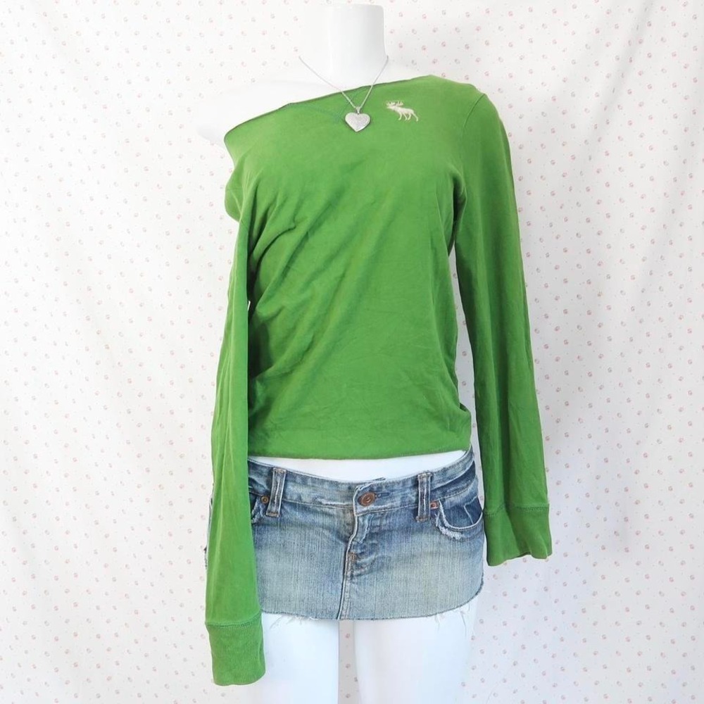abercrombie and fitch long sleeve top y2k off shoulder green moose logo shirt